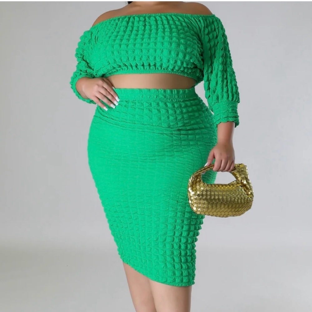 Elegant Green Textured Skirt